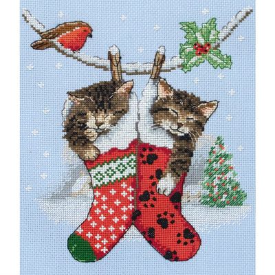 Набор для вышивания крестом Anchor "Рождественские котята"  PCE0504