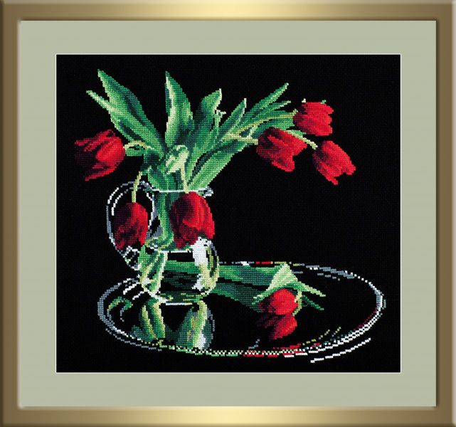 Набор для вышивания крестом ОВЕН "Тюльпаны на черном" 318