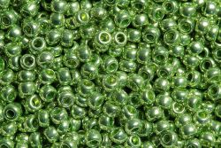 18556 Бисер зеленый металлик (Preciosa) 