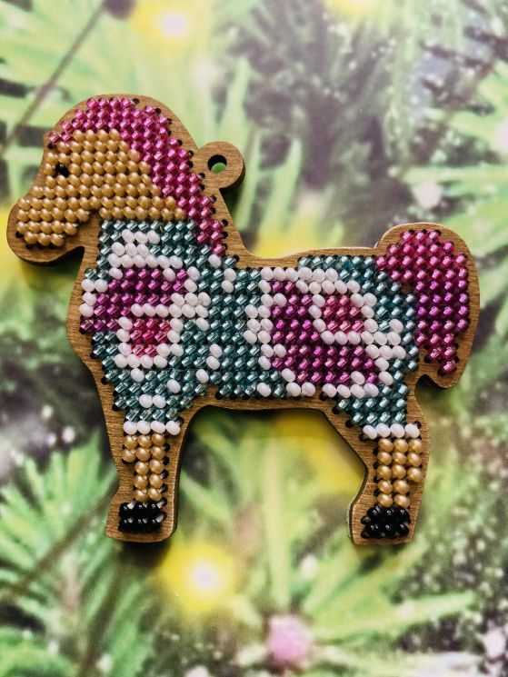 Сами с усами. Набор для вышивания "Пони золотистый с цветочками" 7,5х7,5 см, арт. С189-08 